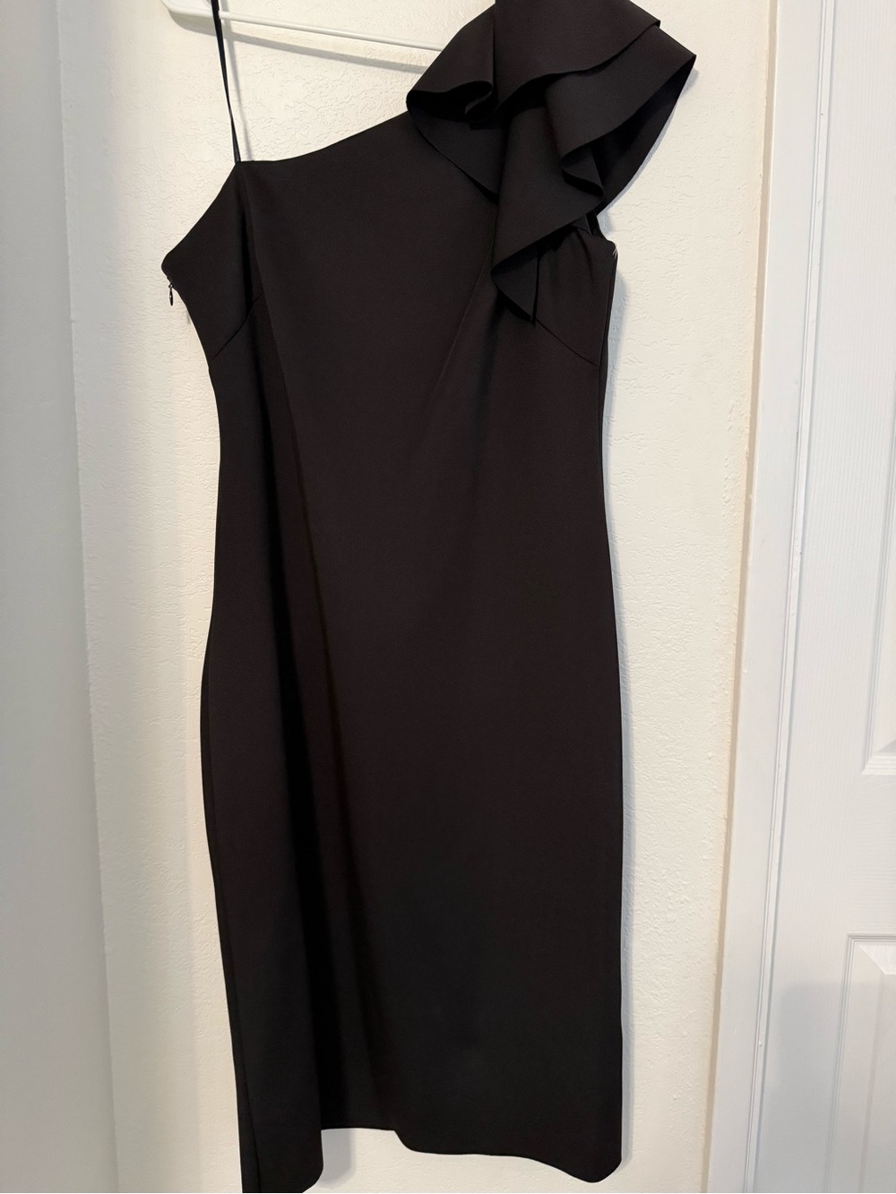 Jessica Howard Black One-Shoulder Ruffle Sheath Dress